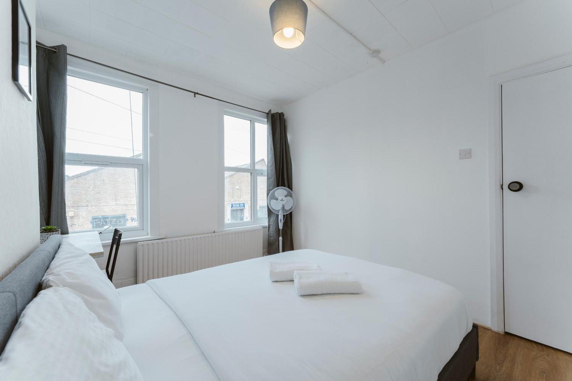 Manor House Great Rooms To Stay London Eksteriør billede