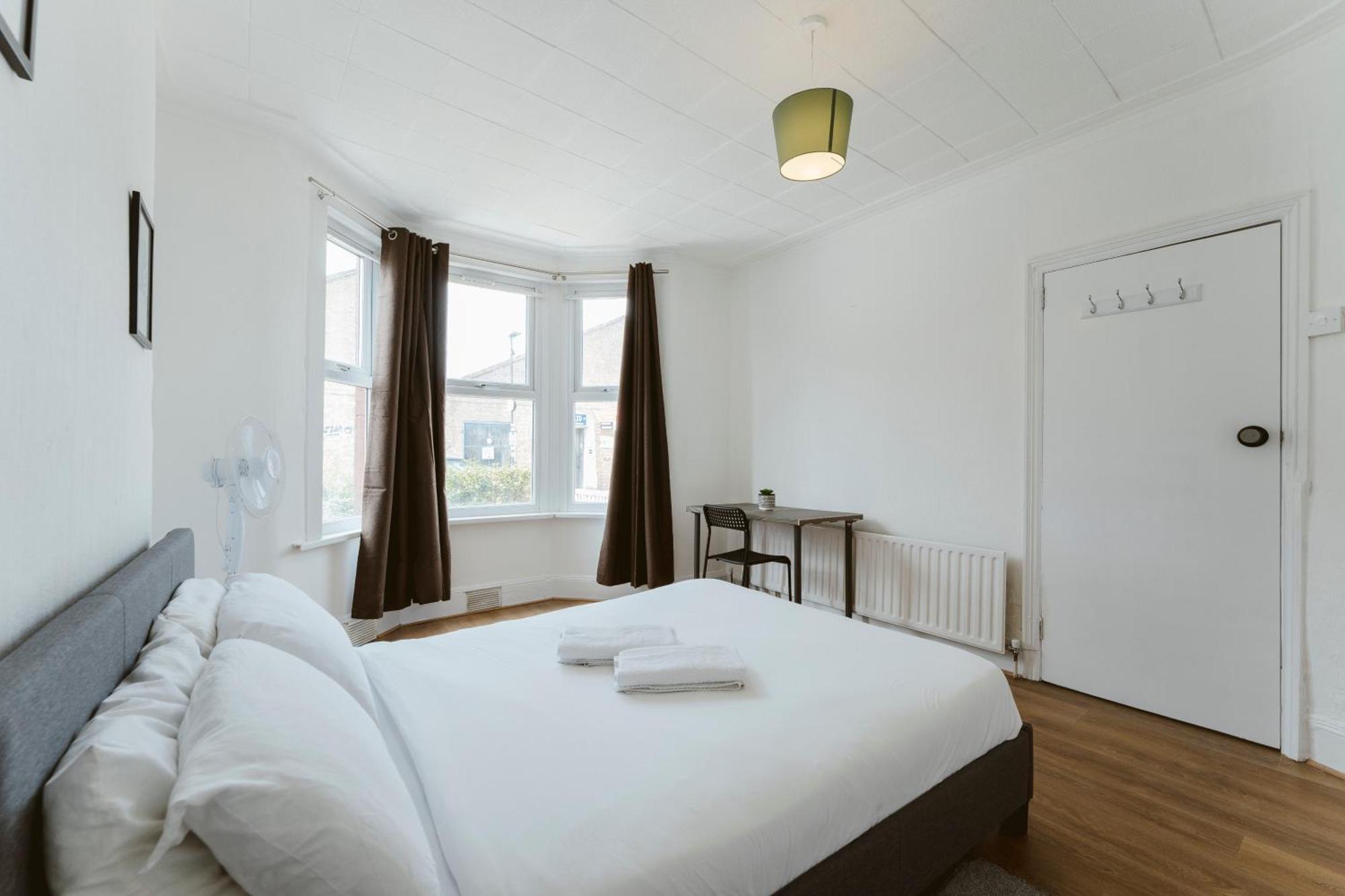 Manor House Great Rooms To Stay London Eksteriør billede