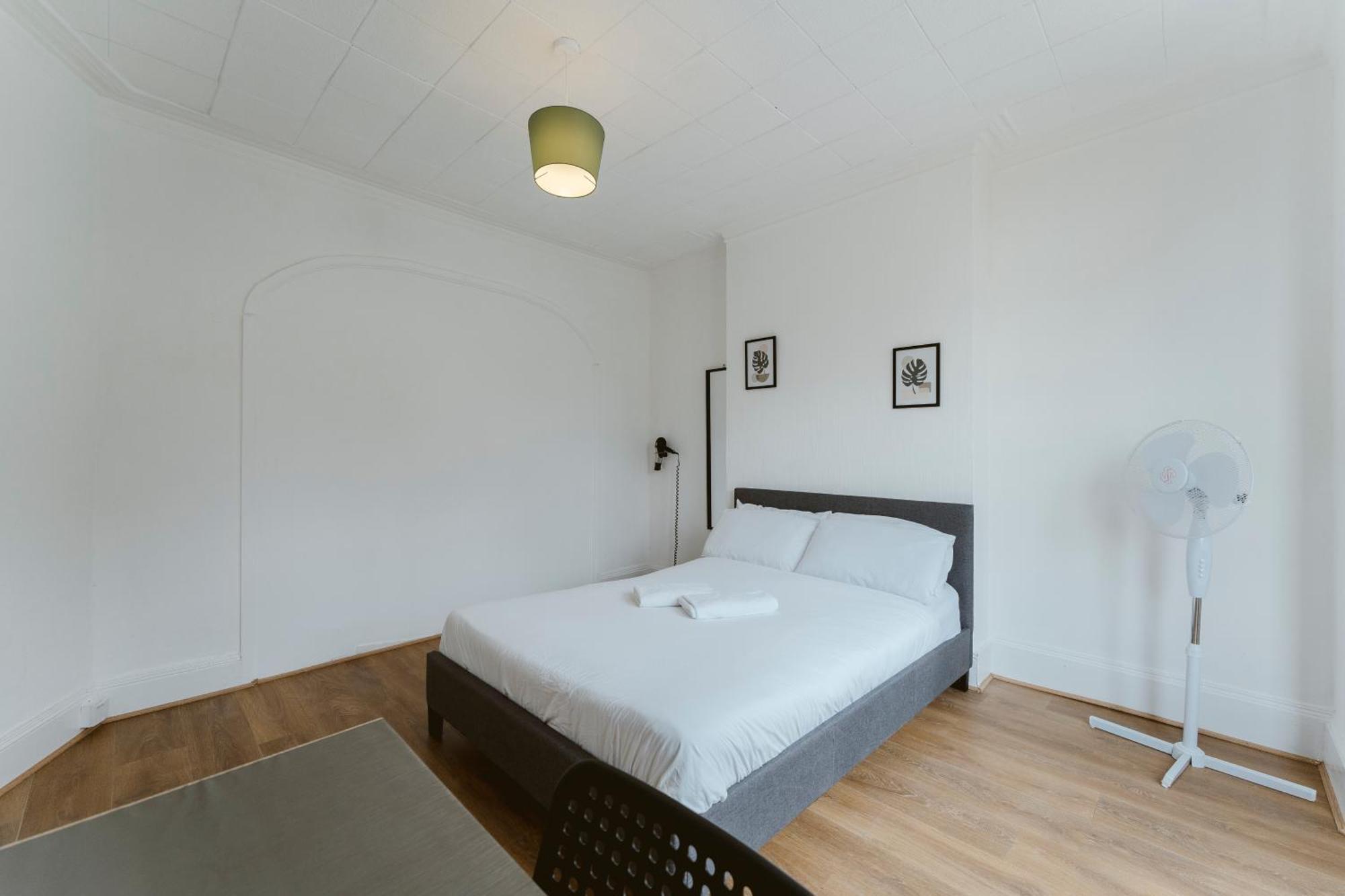 Manor House Great Rooms To Stay London Eksteriør billede